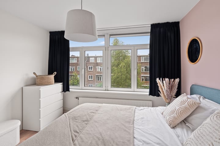 Foto 21 van Van der Meydestraat 10-B