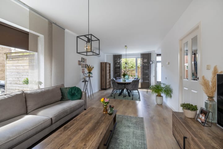 Foto 3 van Reuvekamplaan 10