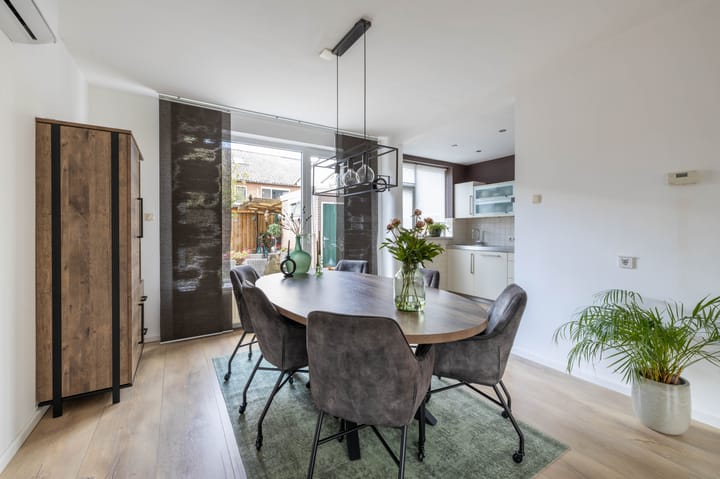 Foto 7 van Reuvekamplaan 10