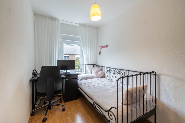 Foto 18 van Reuvekamplaan 10