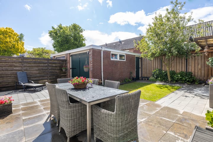 Foto 23 van Reuvekamplaan 10