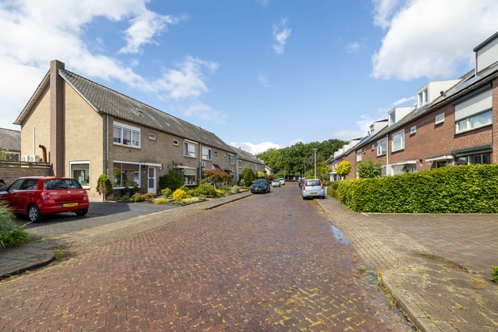 Foto 27 van Reuvekamplaan 10