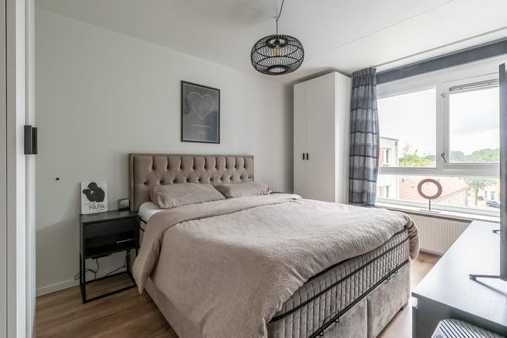 Foto 17 van Hinderstein 28