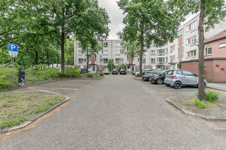 Foto 22 van Hinderstein 28