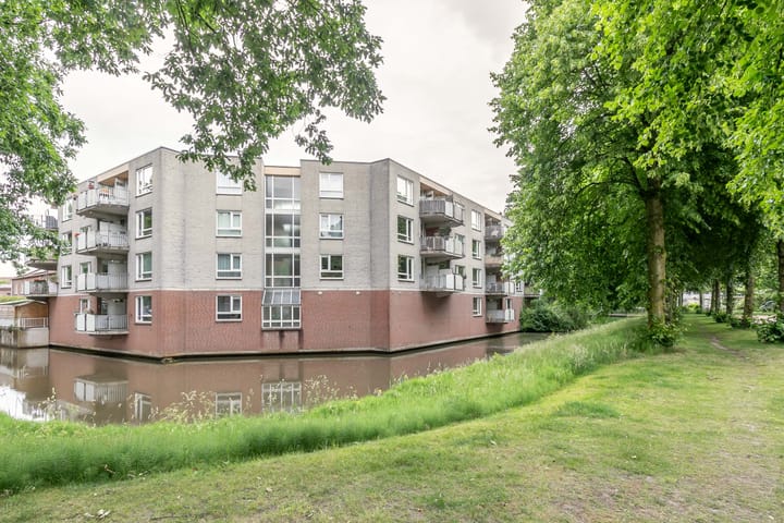 Foto 2 van Hinderstein 28