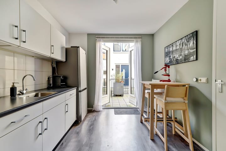 Foto 3 van Kazernestraat 23