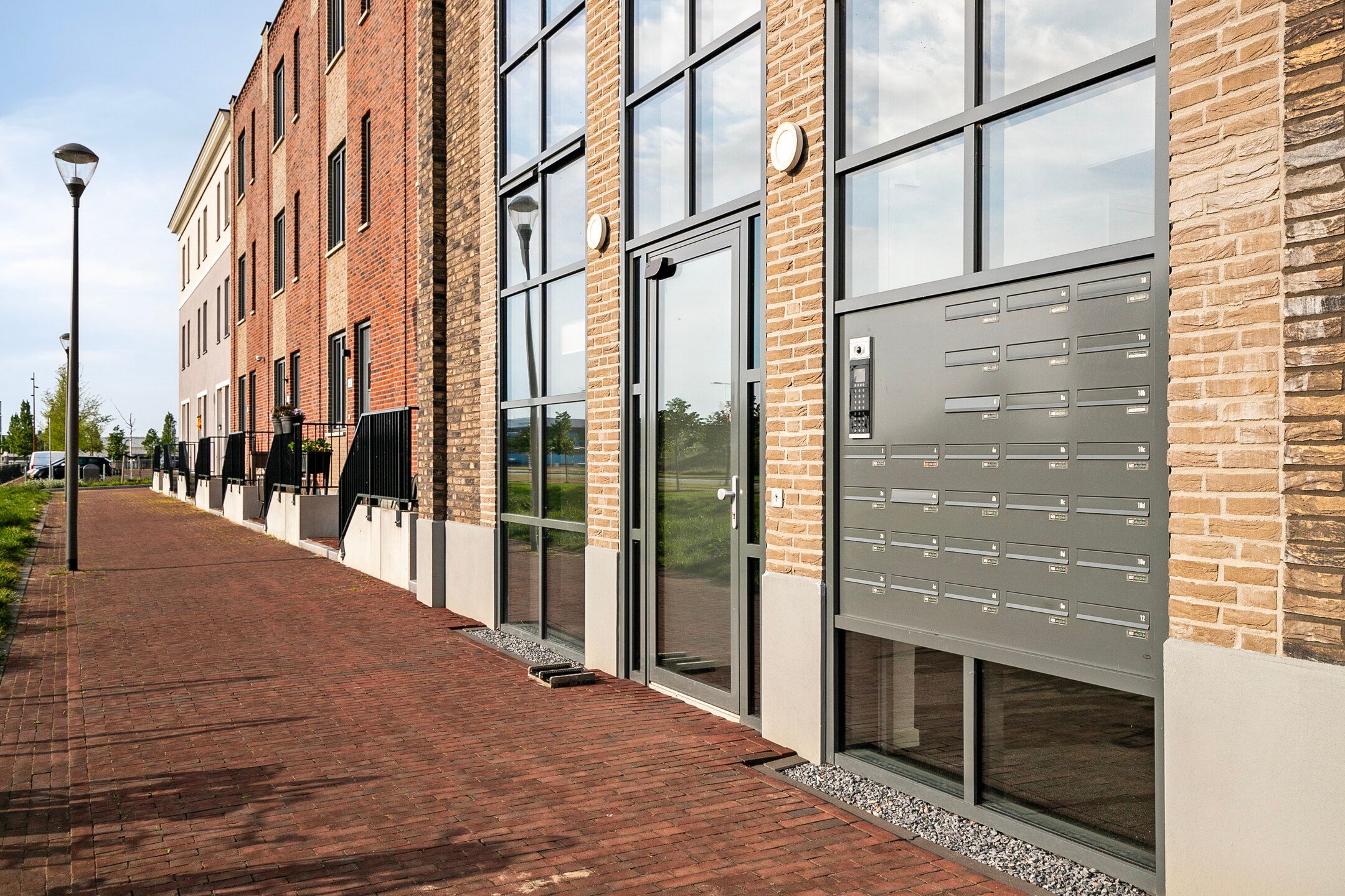 Foto 6 van Colognekaai 4-A