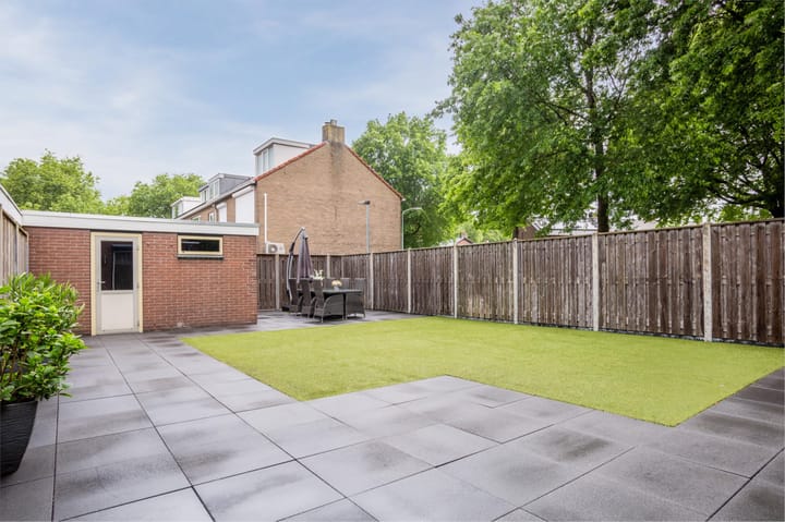 Foto 32 van Meeuwenstraat 2