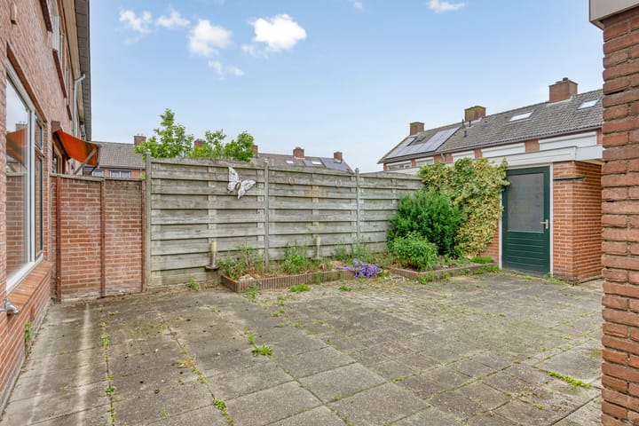 Foto 23 van Leliestraat 7