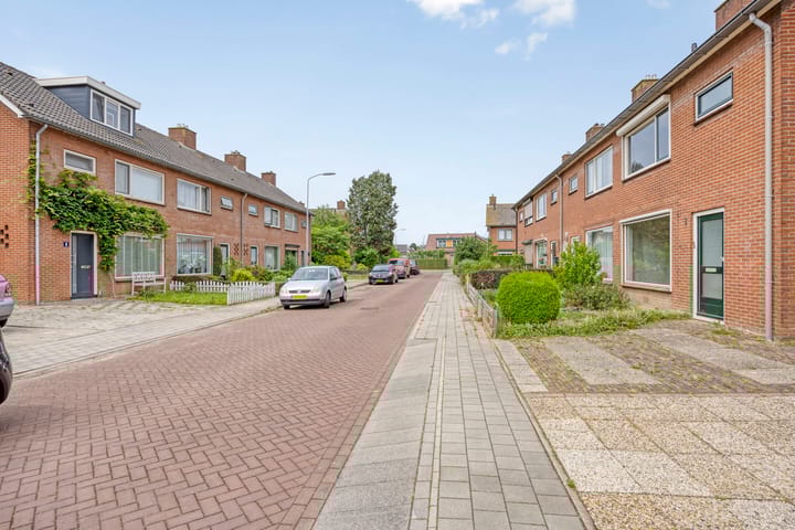 Foto 31 van Leliestraat 7