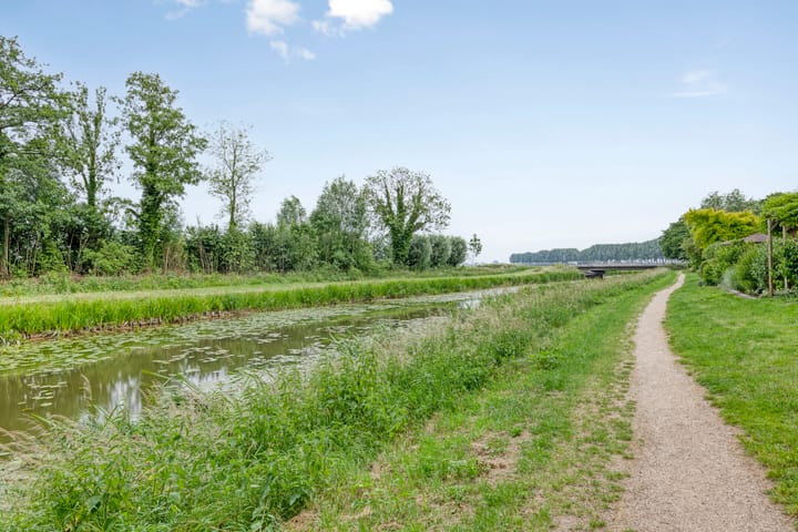 Foto 36 van Leliestraat 7