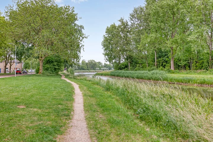 Foto 37 van Leliestraat 7