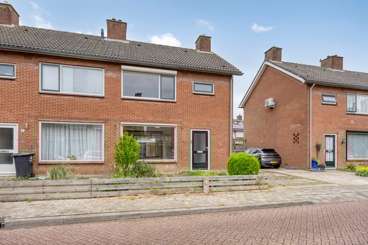 Foto 38 van Leliestraat 7