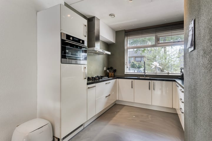 Foto 16 van Burgemeester Gommansstraat 114