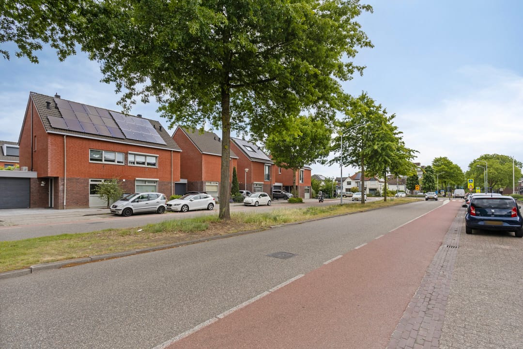 Foto 43 van Burgemeester Gommansstraat 114