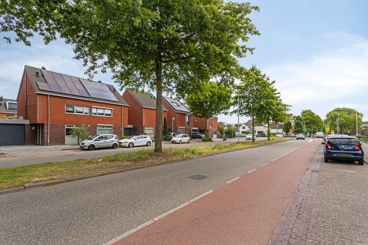 Foto 46 van Burgemeester Gommansstraat 114