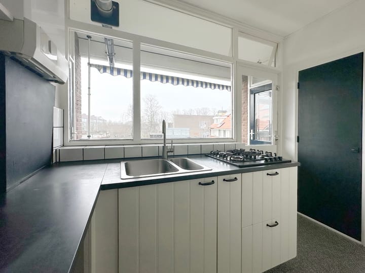 Foto 4 van Kortenaerstraat 4-B