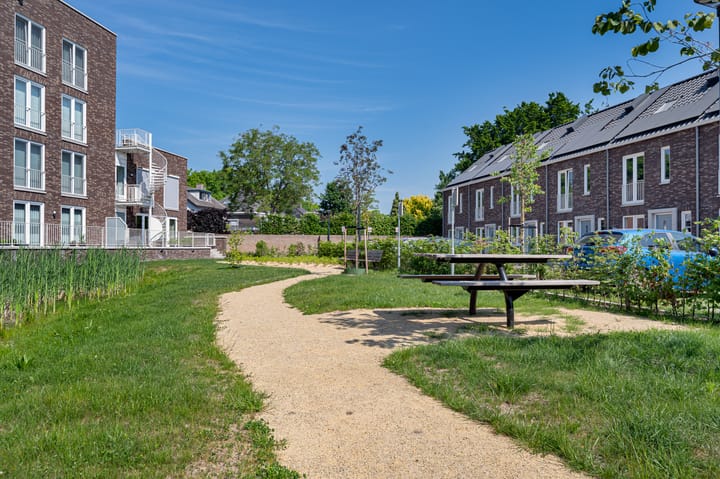 Photo 6 of van Herlaerhof 91