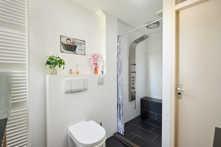 Photo 26 of A.G.M. van der Hoevenstraat 69