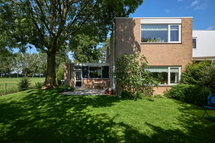 Photo 29 of A.G.M. van der Hoevenstraat 69