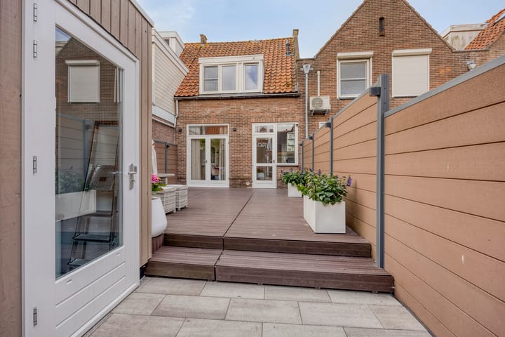 Photo 2 of Kapelaan Ruiterstraat 28