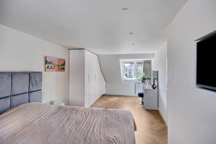 Photo 17 of Kapelaan Ruiterstraat 28