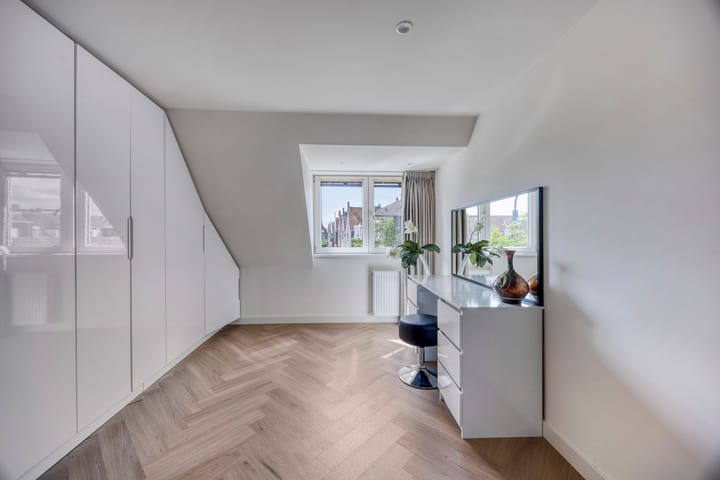 Photo 18 of Kapelaan Ruiterstraat 28