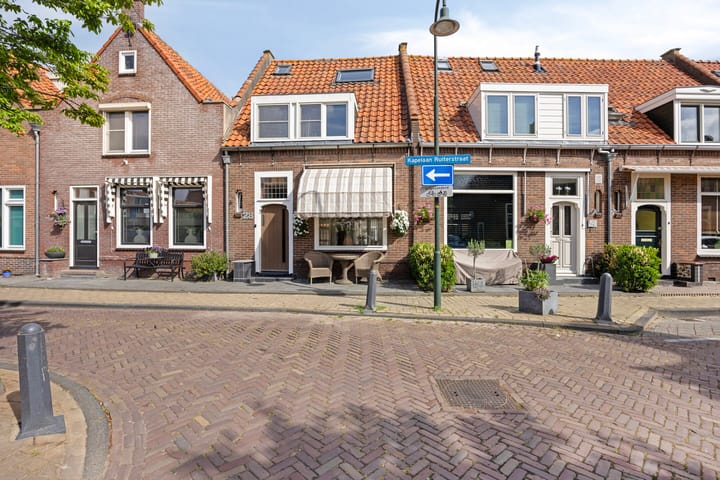 Photo 22 of Kapelaan Ruiterstraat 28