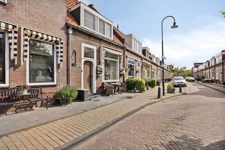 Photo 25 of Kapelaan Ruiterstraat 28