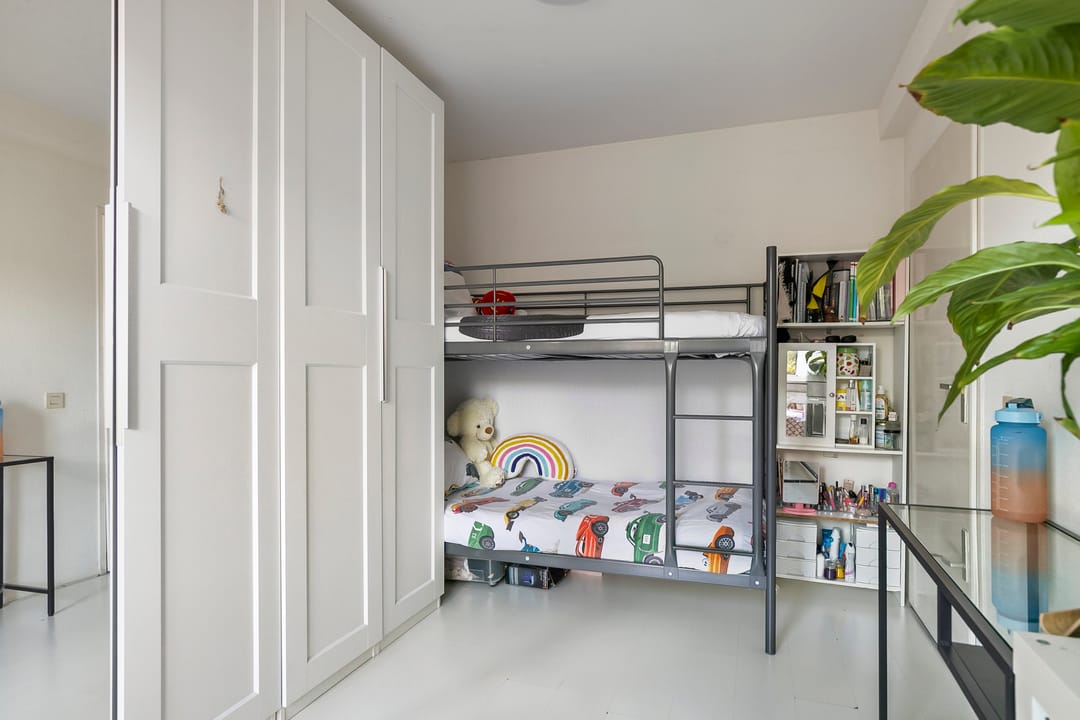 Photo 16 of Soembawastraat 24-C