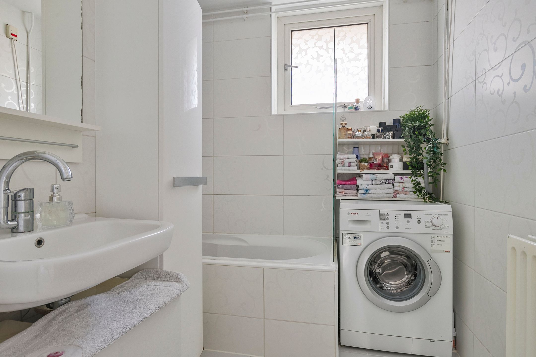 Photo 18 of Soembawastraat 24-C