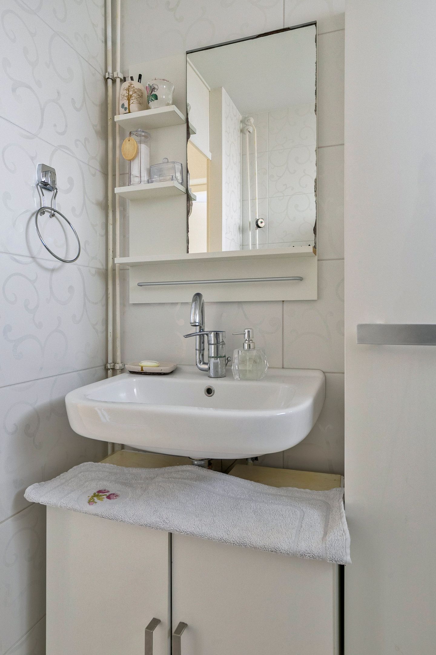 Photo 19 of Soembawastraat 24-C