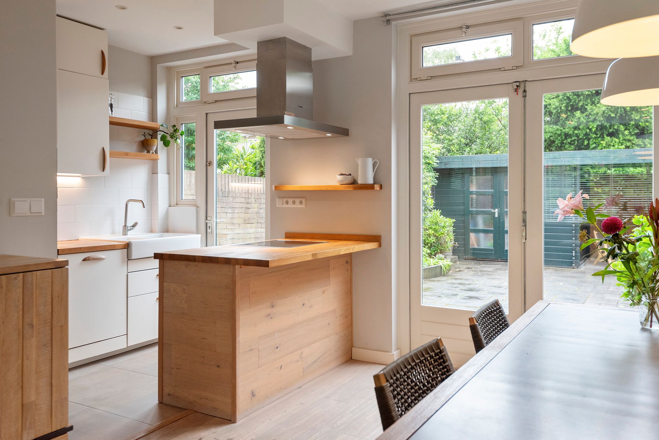 Foto 15 van Van 't Hoffstraat 159