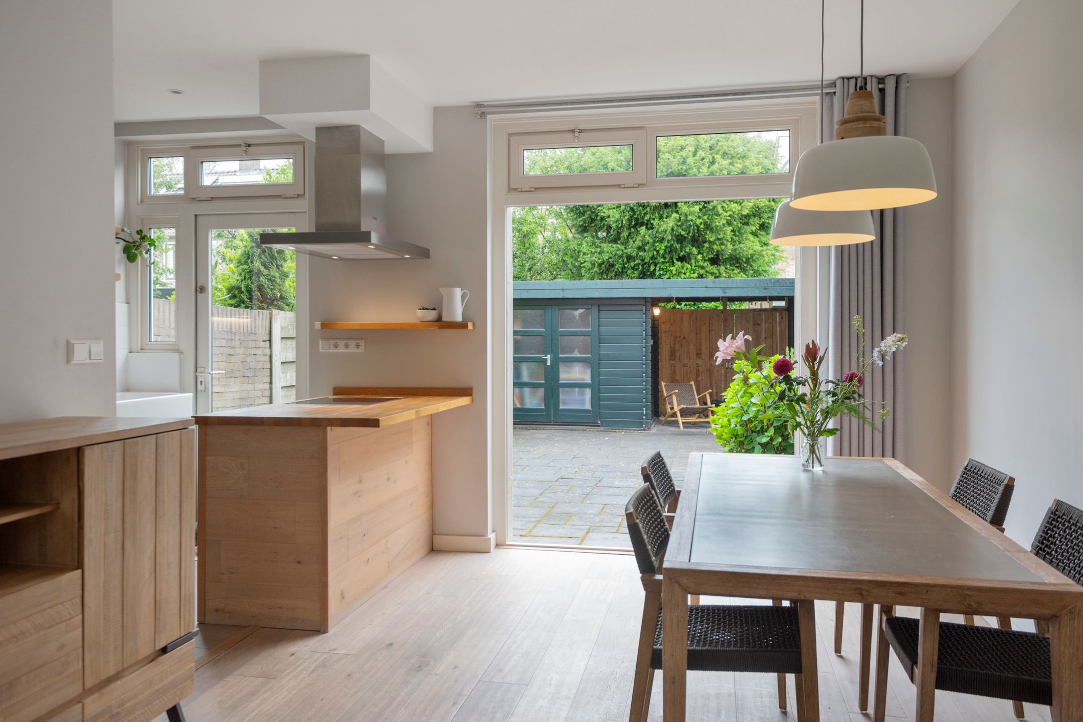 Foto 21 van Van 't Hoffstraat 159