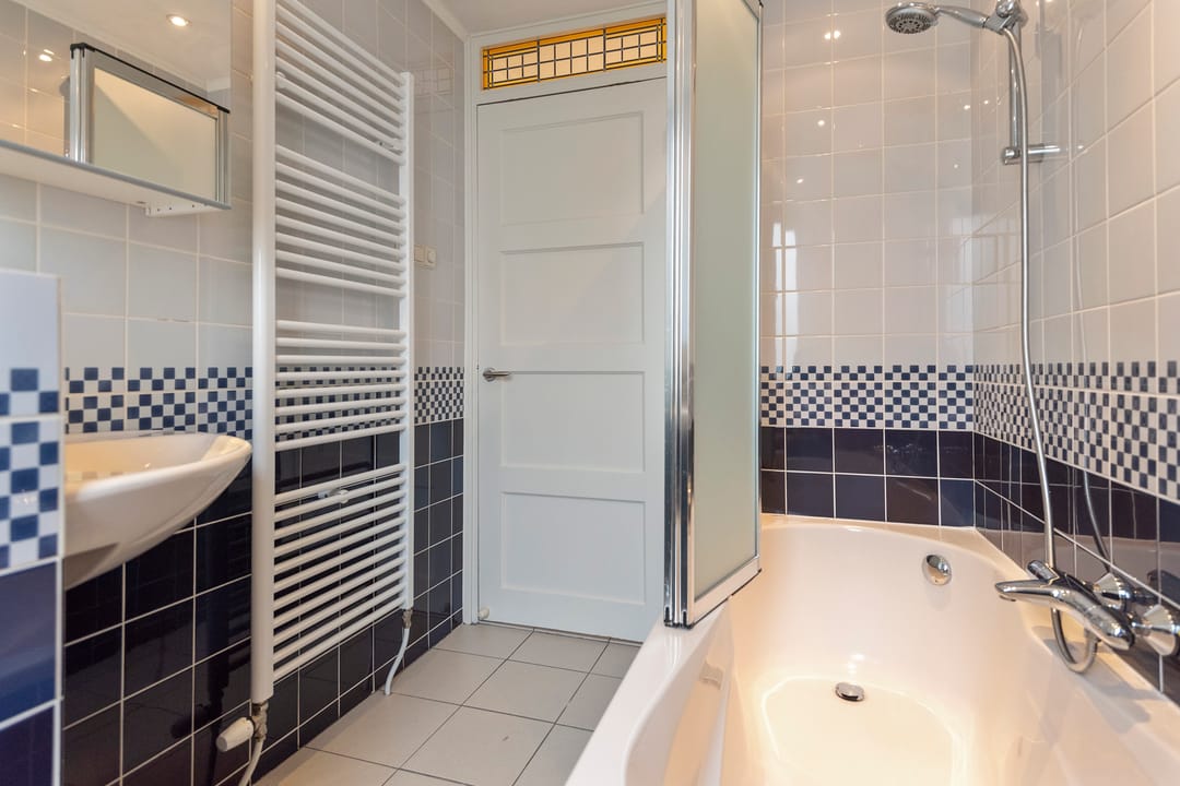 Foto 37 van Van 't Hoffstraat 159