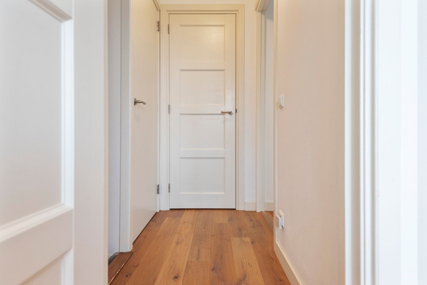 Foto 40 van Van 't Hoffstraat 159