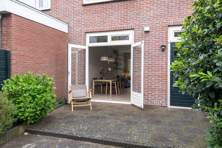 Foto 25 van Van 't Hoffstraat 159