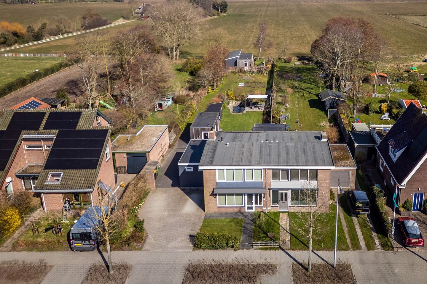 Foto 1 van Schilderend 103