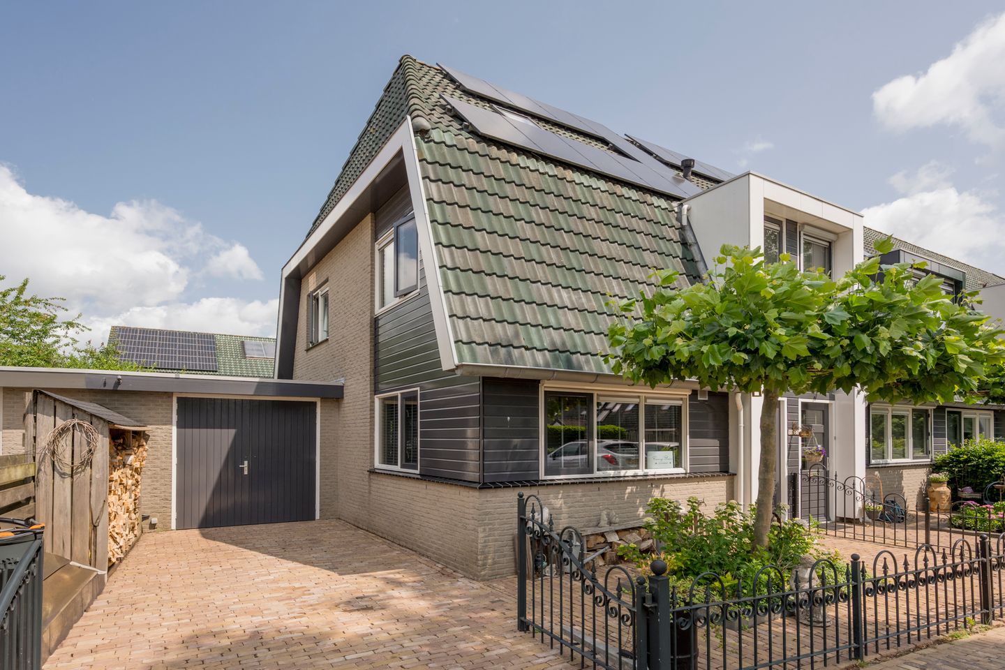 Foto 1 van Gentiaan 35