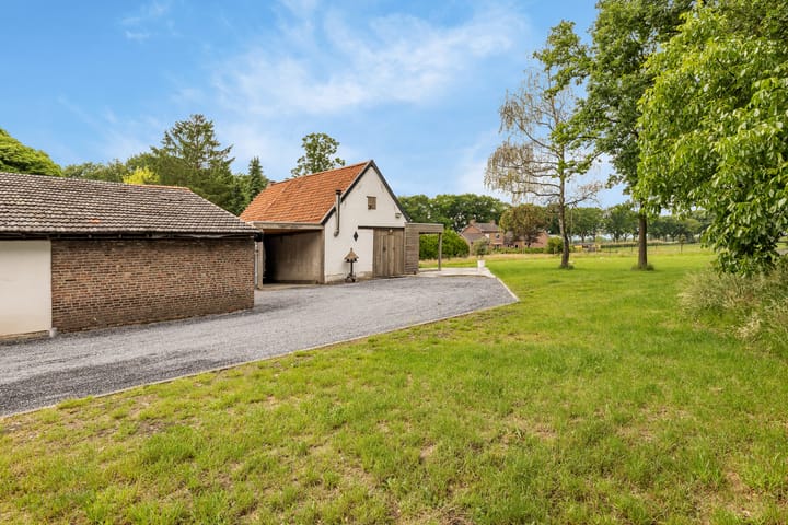 Foto 44 van Bergeijksedijk 26