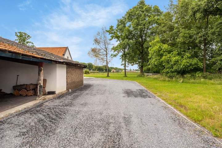 Foto 46 van Bergeijksedijk 26