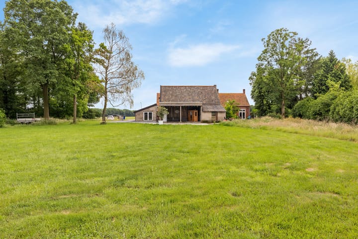 Foto 47 van Bergeijksedijk 26