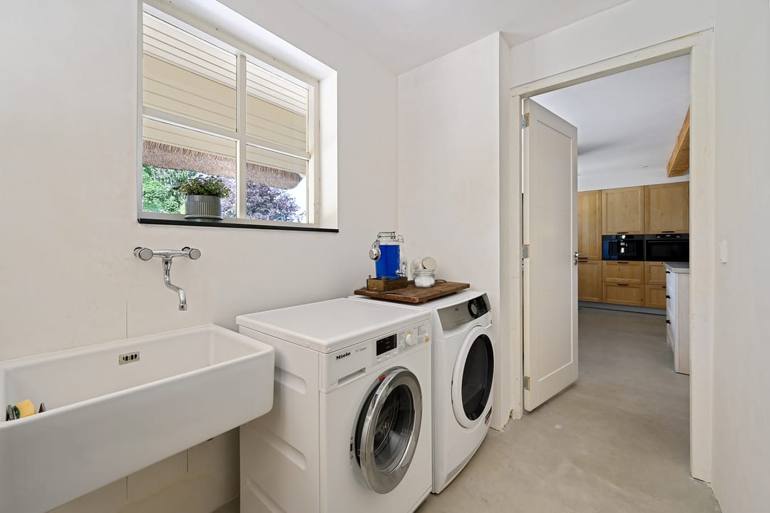 Photo 37 of Schoonouwenseweg 12