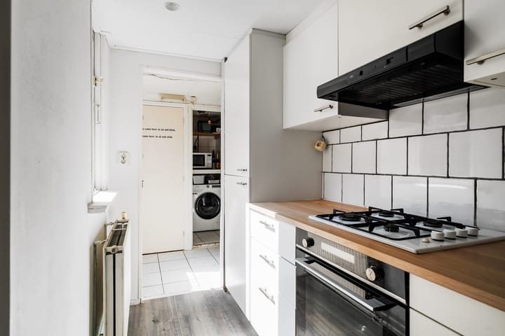 Photo 7 of Honthorststraat 3