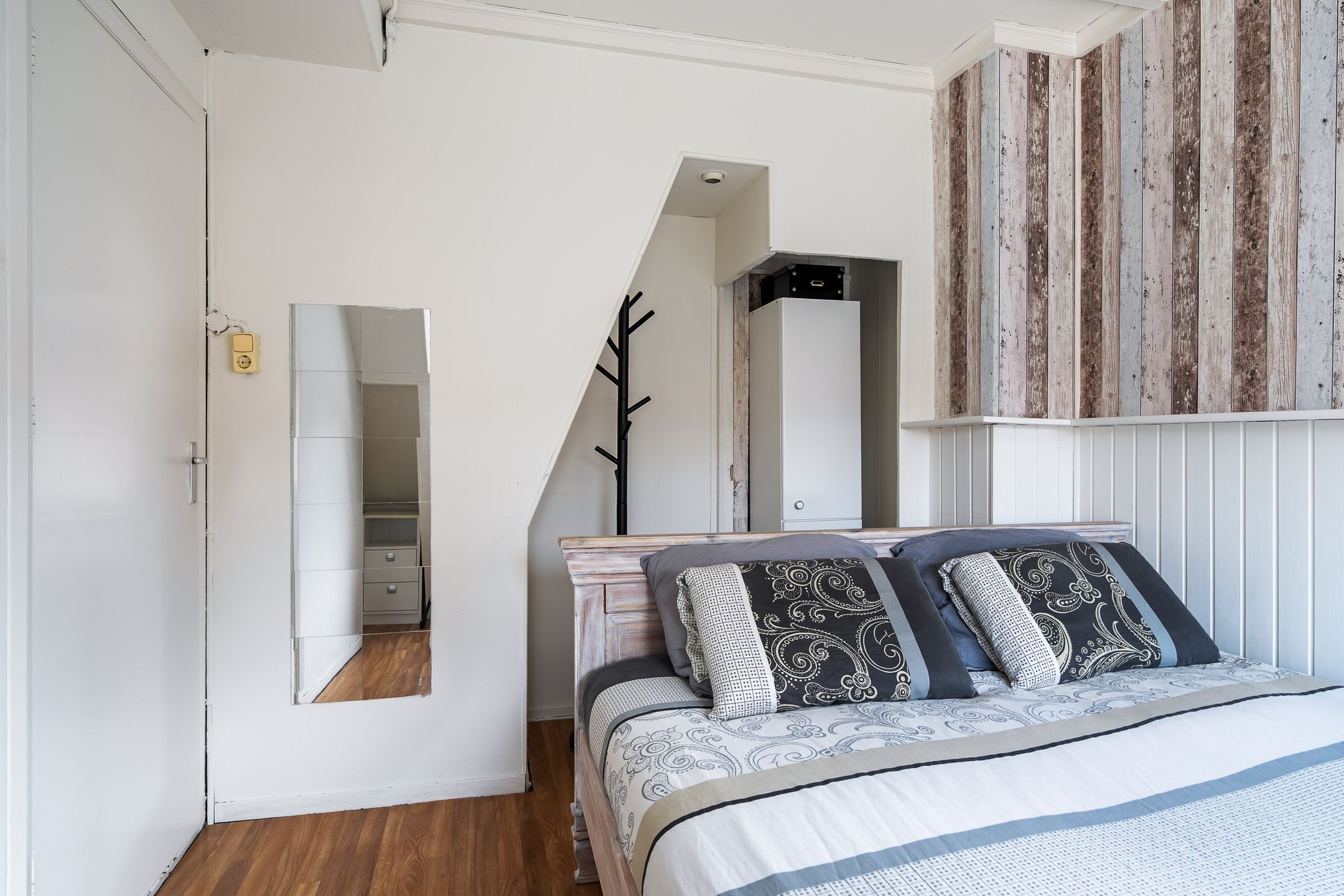 Photo 18 of Honthorststraat 3