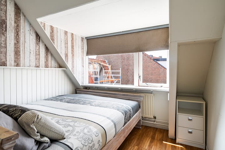 Photo 19 of Honthorststraat 3