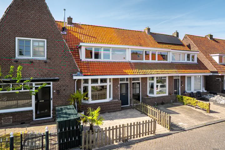 Photo 32 of Honthorststraat 3