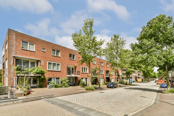 Foto 3 van Peter Martensstraat 39