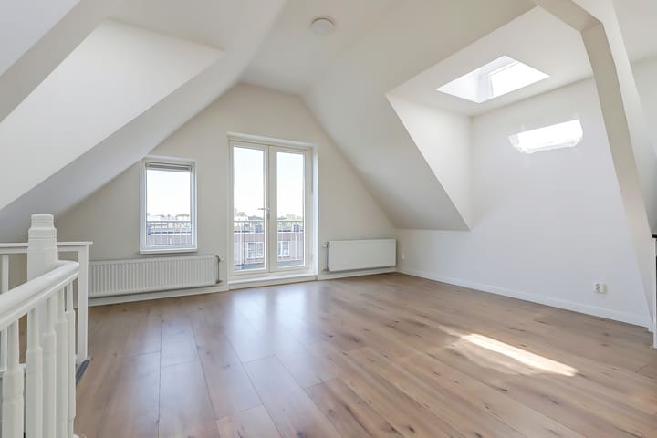 Photo 2 of Schiedamseweg 94-A03