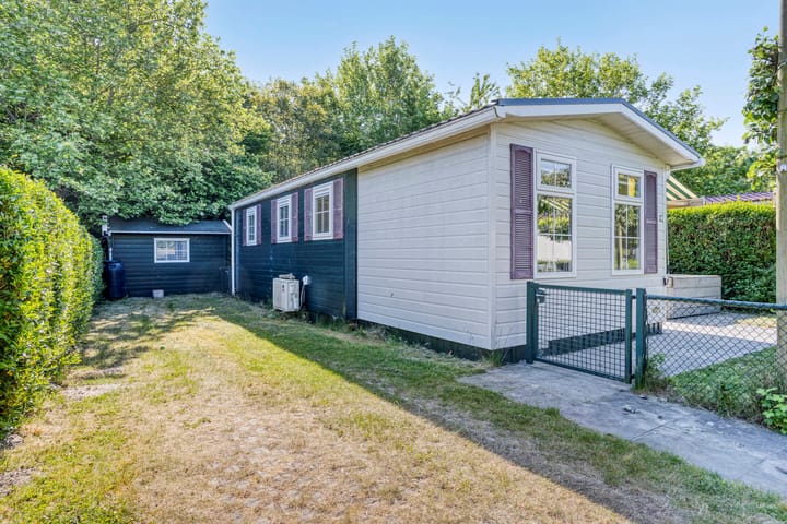 Foto 5 van Landingsweg 1-748